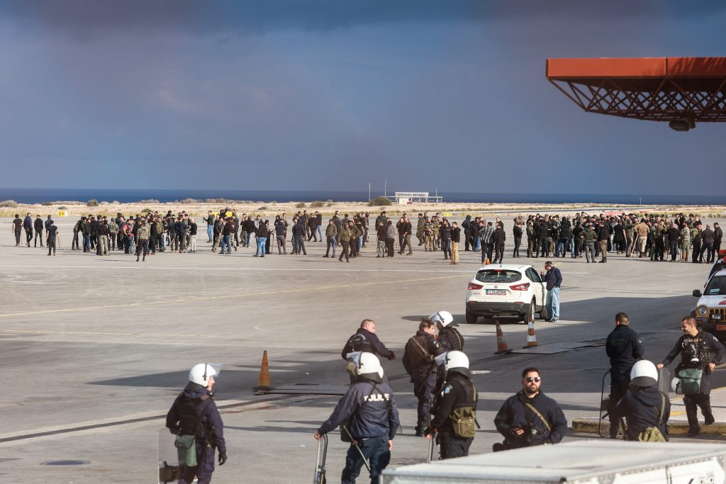 Η Κρήτη σε αναβρασμό: Βαριές κατηγορίες για «εγκληματική οργάνωση» στους πρωταγωνιστές των συγκρούσεων – Νύχτα αποφάσεων για τους αγρότες