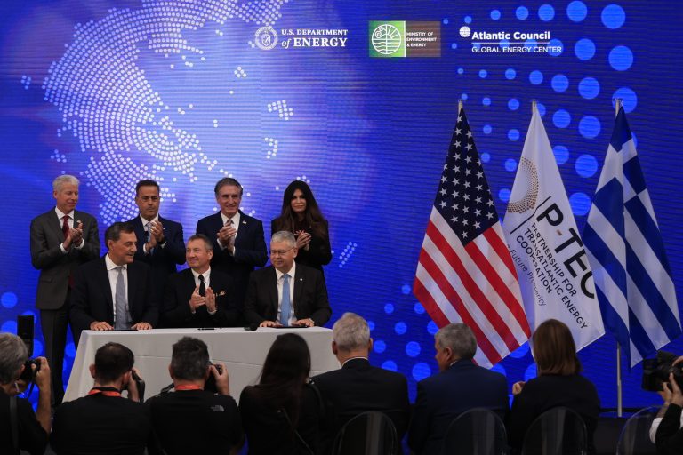 Ιστορική συμμαχία στο Ιόνιο: ExxonMobil, Energean και Helleniq Energy ενώνουν δυνάμεις για την έρευνα υδρογονανθράκων