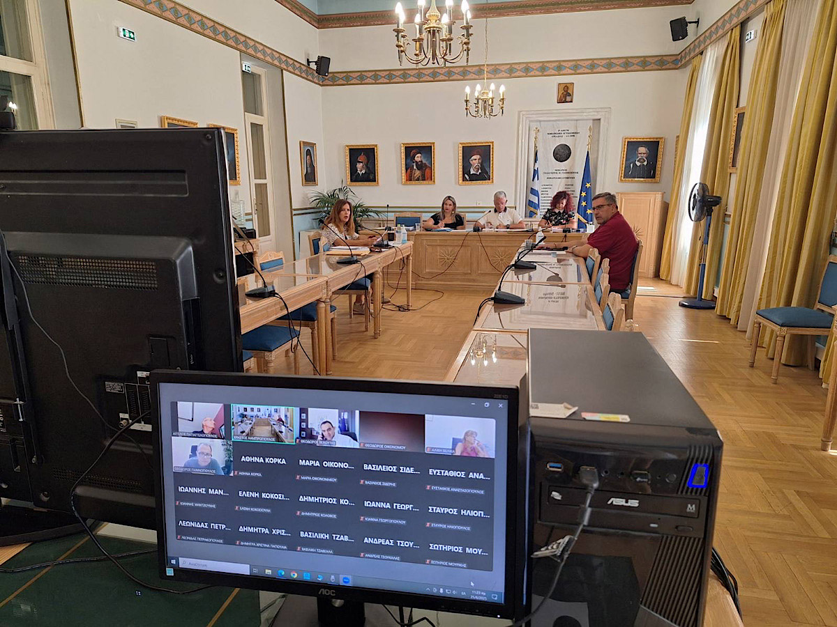 Περιφερειακή Επιτροπή Πελοποννήσου: Νέες άδειες υπαίθριου εμπορίου, ενίσχυση δομών υγείας και προστασία της ζωικής παραγωγής