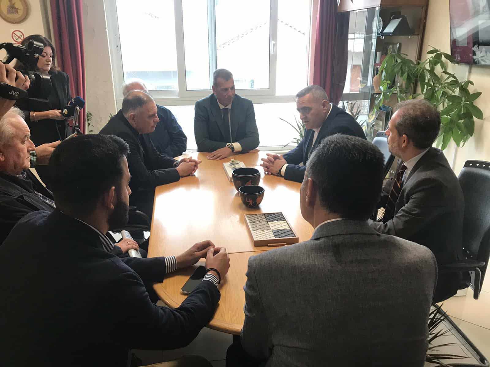 τη συνάντηση παρευρέθηκε και ο Βουλευτής Λακωνίας της Νέας Δημοκρατίας, κ. Νεοκλής Κρητικός