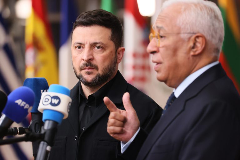 Ζελένσκι: «Πολύ σημαντικό» βήμα οι νέες κυρώσεις κατά της Ρωσίας – Κόστα: Η ΕΕ θα καλύψει τις οικονομικές ανάγκες της Ουκρανίας